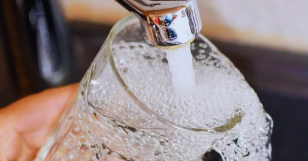 Was tun wenn du erhoehte Bleiwerte im Leitungswasser feststellst