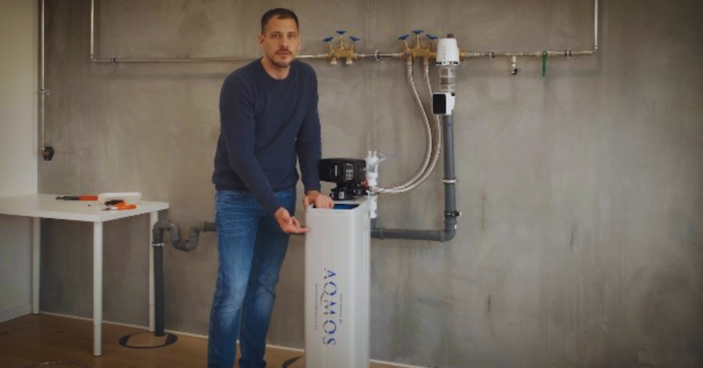 Installation einer AQMOS Wasserenthaertungsanlage